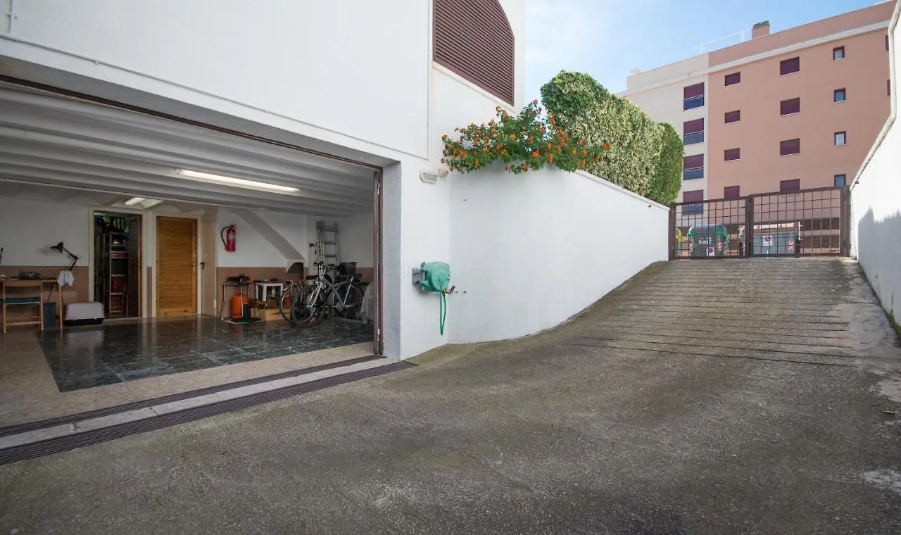 R17 Casa Merce Rodoreda Calafell